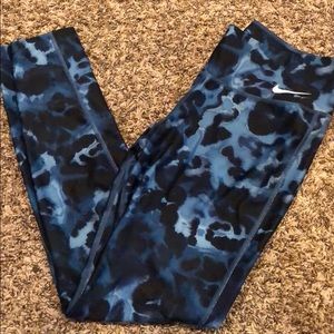 Nike workout leggings
